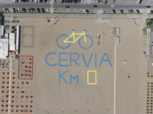 A 75 meter yellow bicycle on the beach to greet the Tour de France